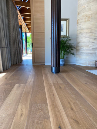 Fumed Oak: Highlighting Natural Tannins & Variation