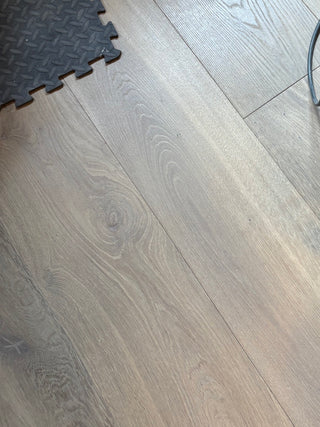 BON4523 European Engineered Oak